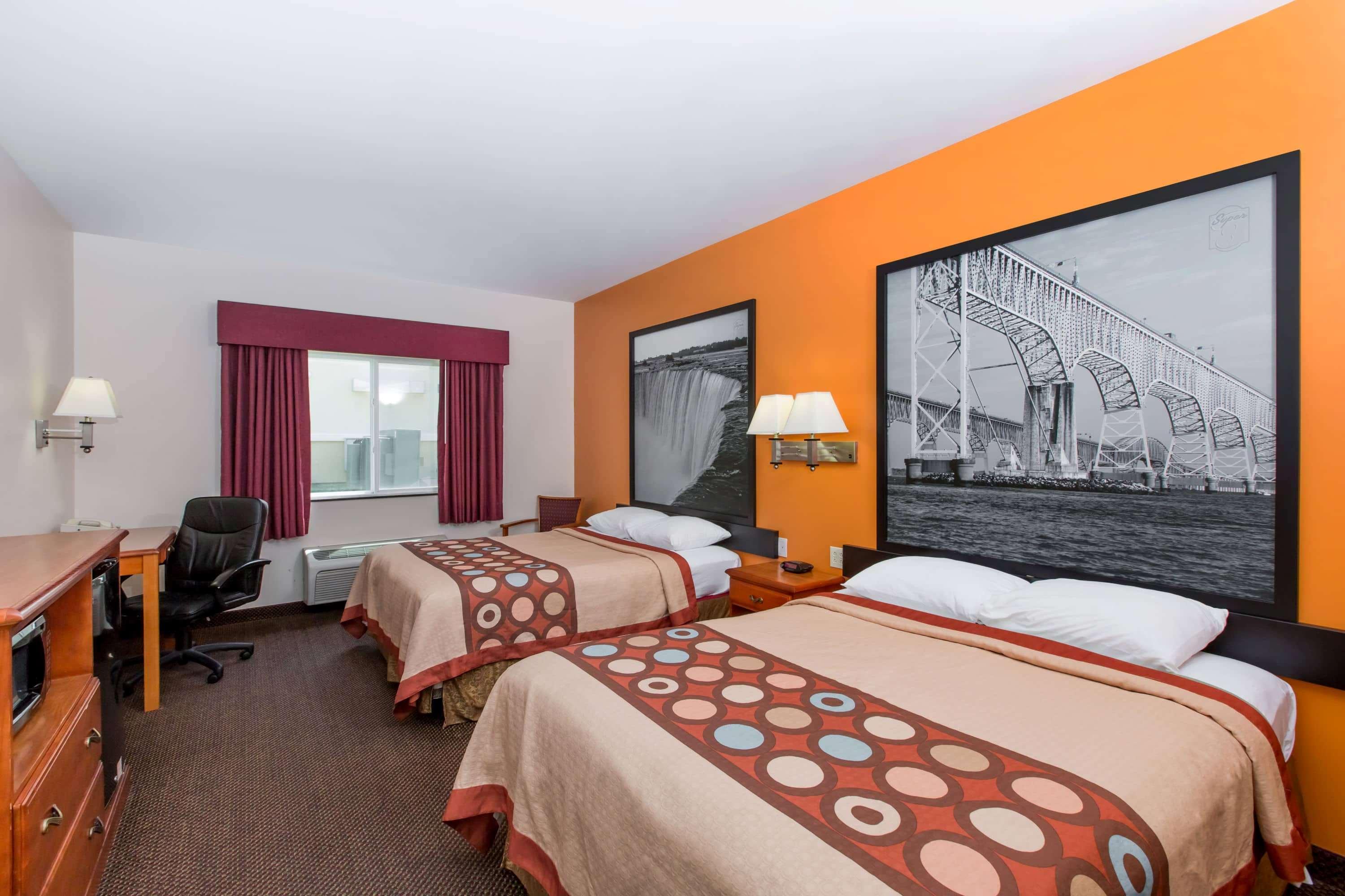 Hotel Super 8 By Wyndham Salina Exterior foto