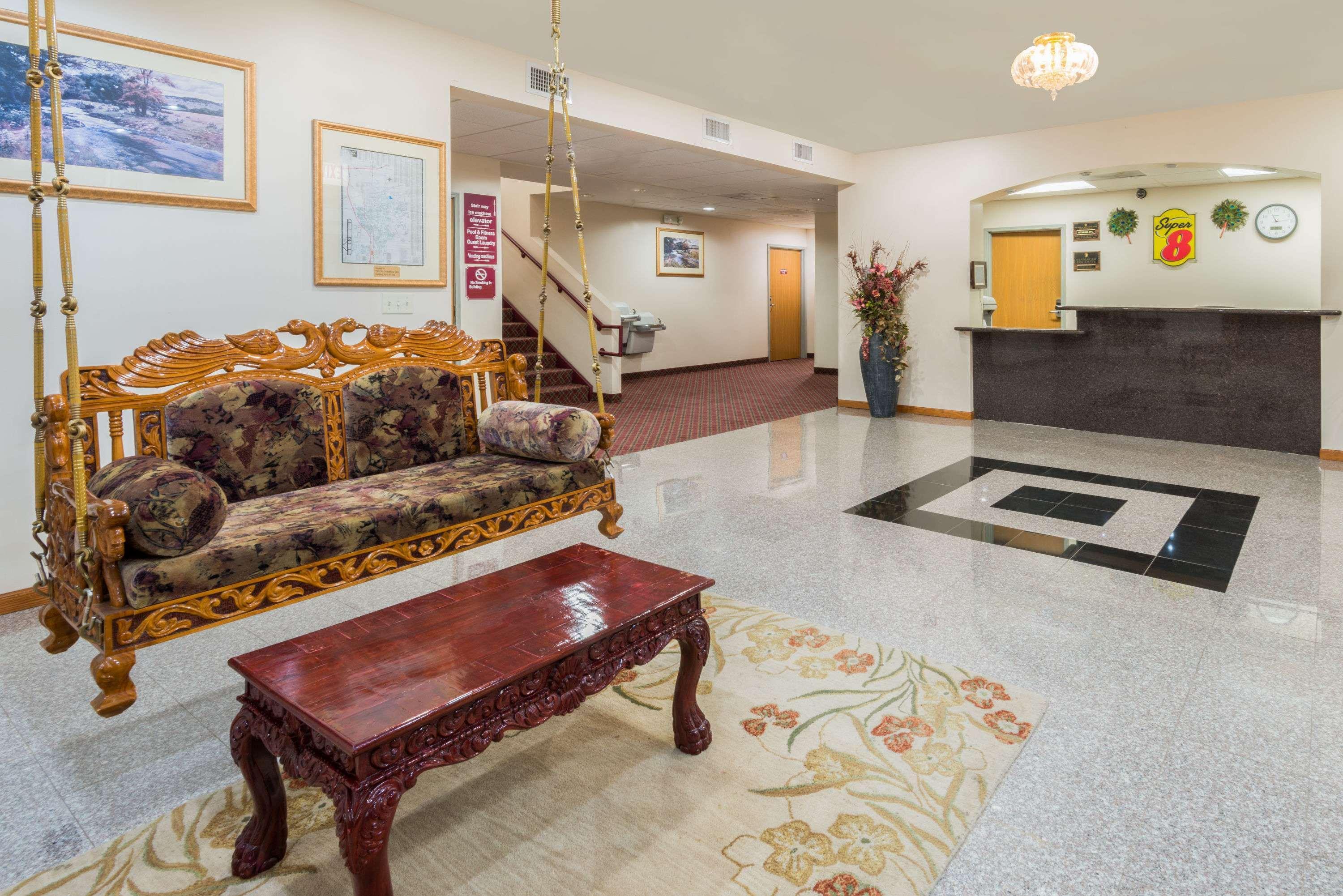 Hotel Super 8 By Wyndham Salina Exterior foto
